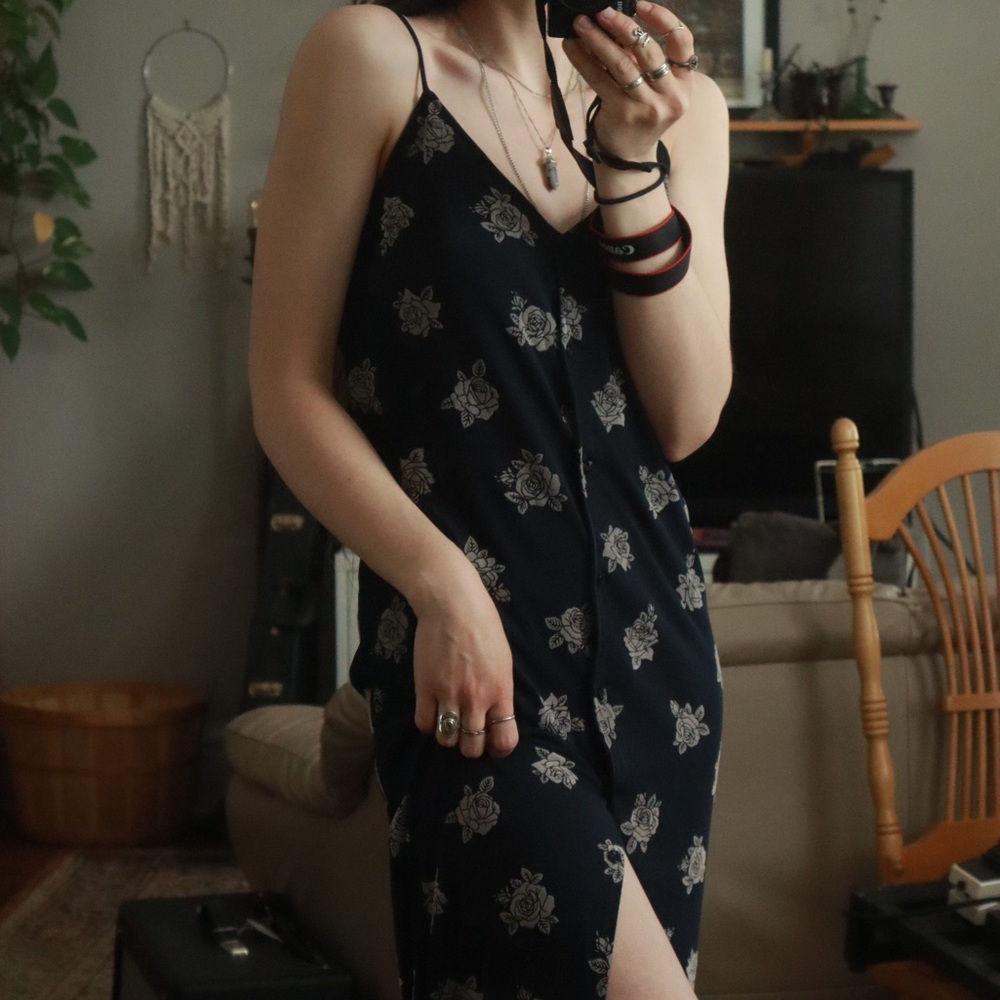 MOTEL Sini slip midi dress, size S